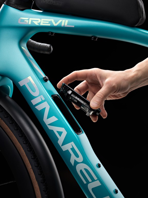 Pinarello Grevil F7 Shimano GRX 2x12 DI2