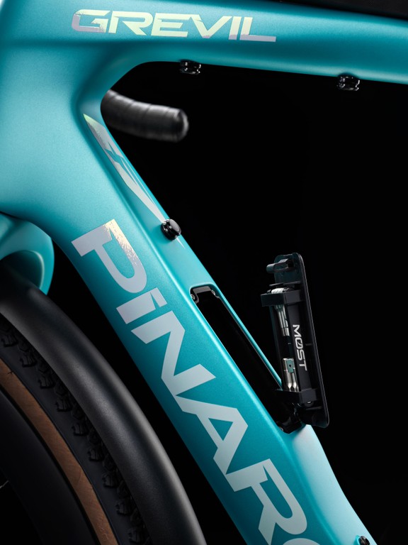 Pinarello Grevil F7 Shimano GRX 2x12 DI2