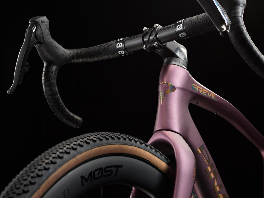 Pinarello Grevil F7 Shimano GRX 2x12 DI2